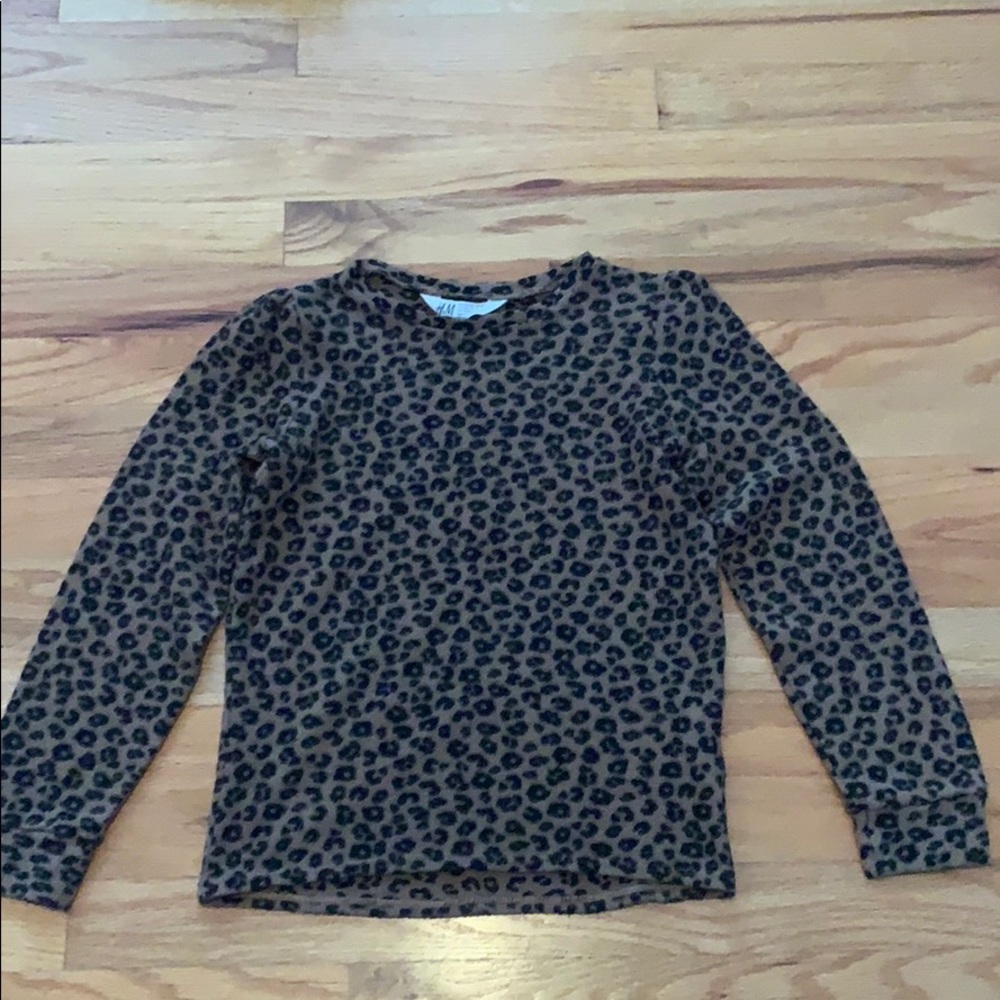 H&M leopard sweater